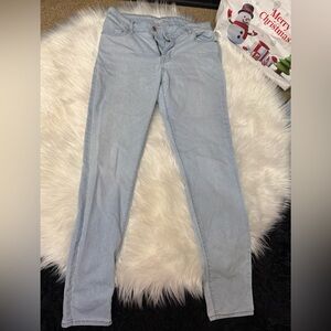 EUC Old Navy Super Skinny Mid Rise Jeans
